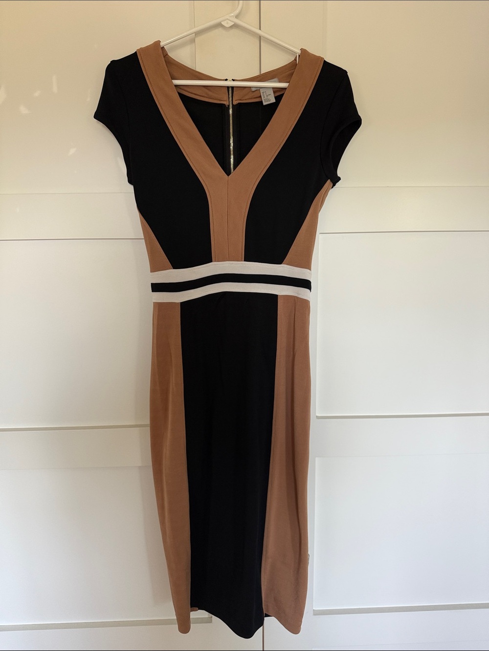 H&M Black and Tan Colorblock V-Neck Midi Dress